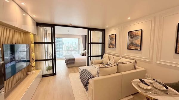 bedroom and living room and room interior of Sukhumvit Suite