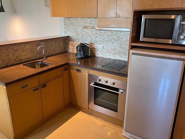 kitchen of Sukhumvit Suite