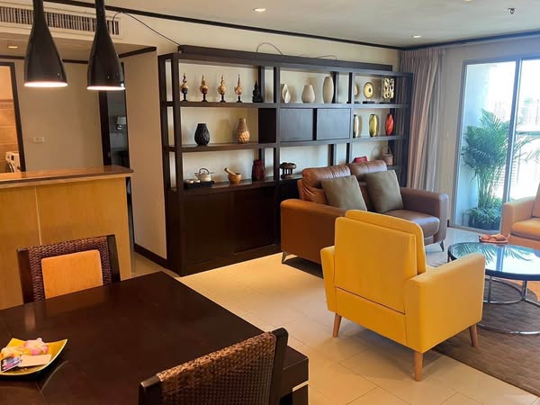 living room of Sukhumvit Suite
