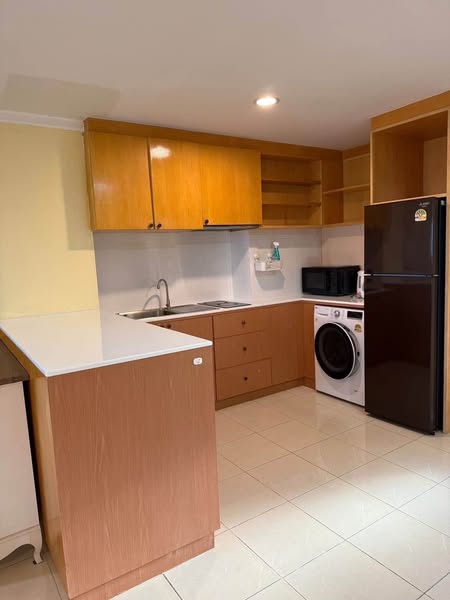 Supalai Place Condominium Sukhumvit 39