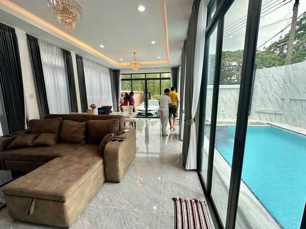 room interior of The 38 Pool Villas Pattaya - เดอะ เติร์ดทิ เอท พูลวิลล่า พัทยา