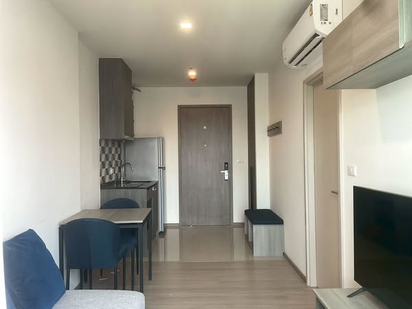 THE BASE Phetchaburi-Thonglor เดอะ เบส เพชรบุรี – ทองหล่อ