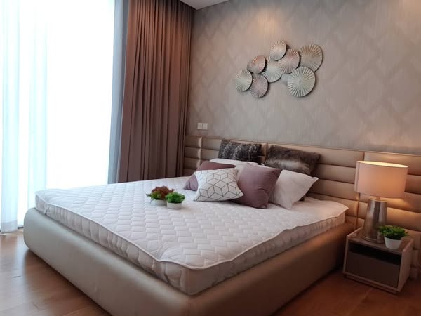 bedroom of The Breeze Naradhiwas