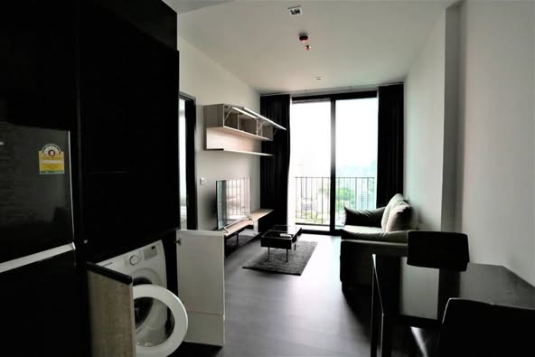 The Edge Sukhumvit 23