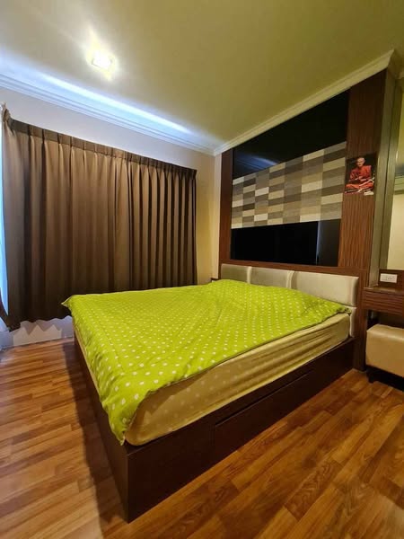 bedroom of The Grand Benefits Condo 2