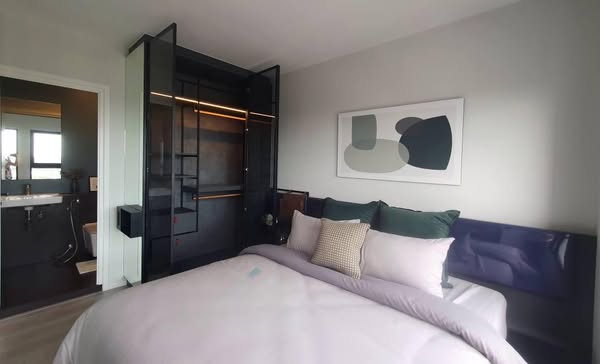 bedroom of The Key MRT Phetkasem 48