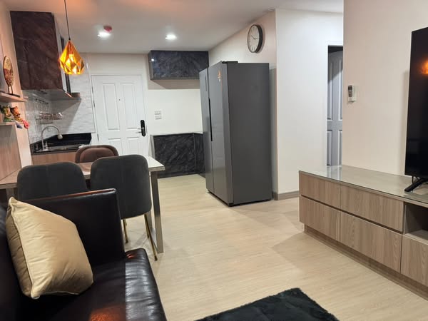 room interior of The Link Sukhumvit 50