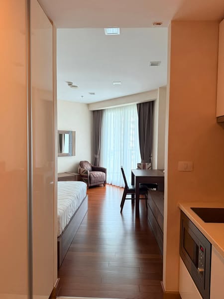 bedroom and room interior of The Palm Wongamat Beach Pattaya