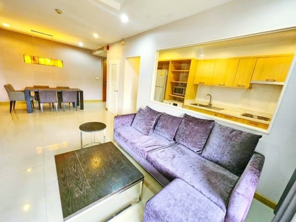 living room of The Rise Sukhumvit 39