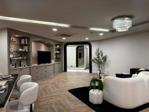 living room of The Waterford Park ตึก 3
