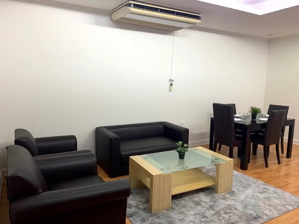 living room of The Waterford Park