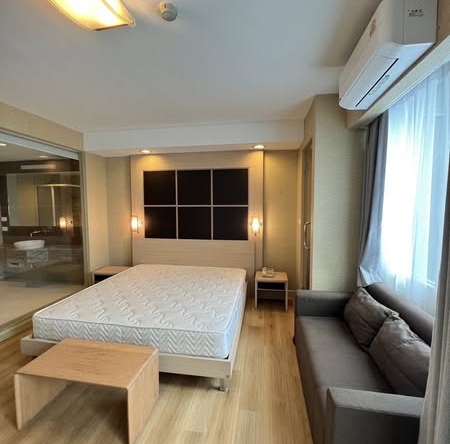 bedroom of Veranda Residence condo เวอเรนด้า เรซิเดนซ์ คอนโด