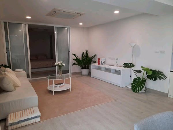 bedroom and living room and room interior of Waterford Royal Suites