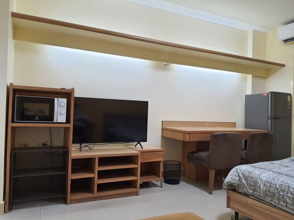 bedroom of I-House Laguna Garden / Building E