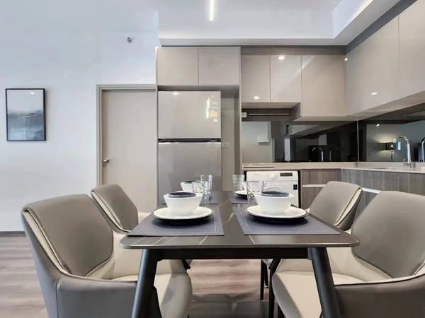IDEO Rama9 – Asoke