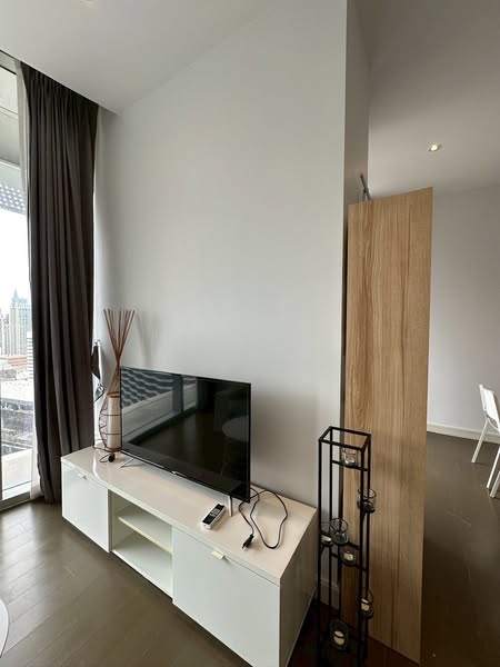 room interior of Magnolias Ratchadamri Boulevard