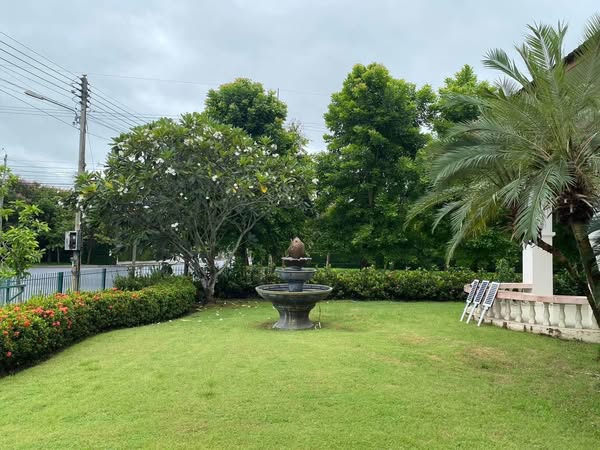 Phumiphat Pool villa