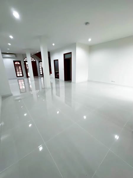 Yenakart Residence | หมู่บ้านเย็นอากาศเรสซิเดนซ์