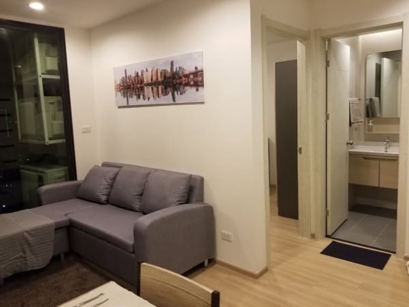 bedroom and room interior of Artemis Sukhumvit 77
