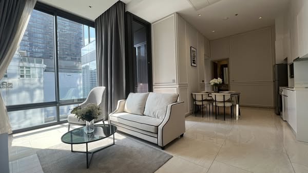 bedroom and living room of Ashton Silom