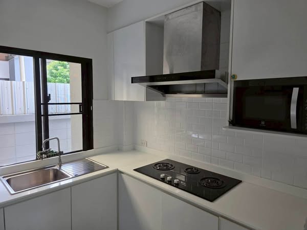 kitchen of Baan Lumpini Suan Luang Rama 9