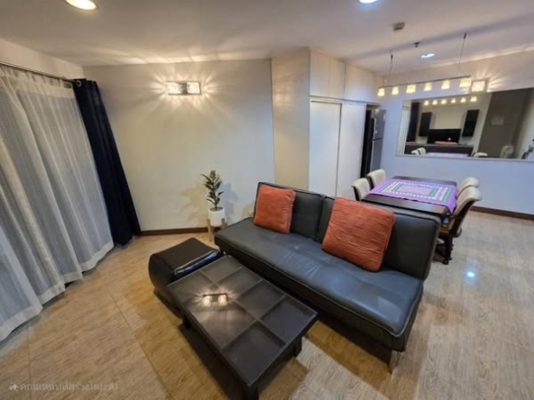 living room and bedroom of Belle Grand Rama 9