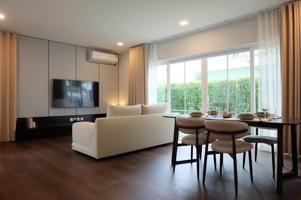 living room of Chaiyapruek Bangna KM15