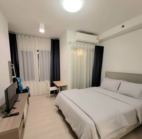 bedroom of Chapter One Eco Ratchada-HuaiKhwang