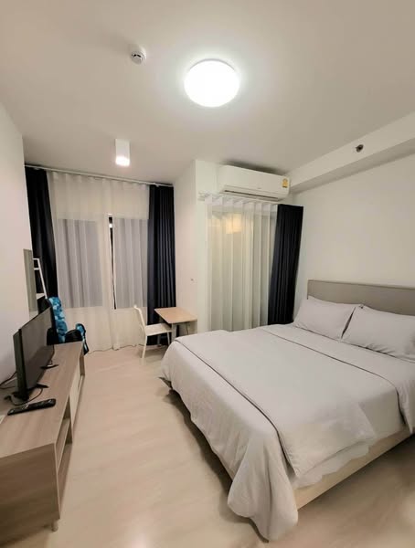 bedroom of Chapter One Eco Ratchada-HuaiKhwang