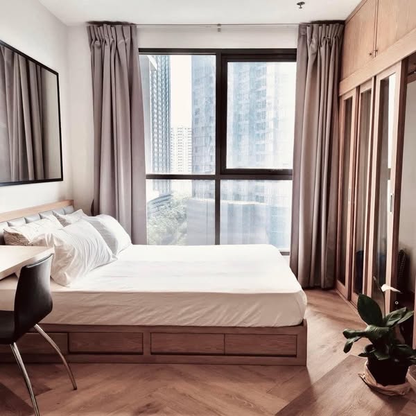 bedroom and room interior of Ideo Mobi Rama 9