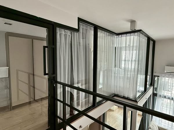 room interior of IDEO Rama9 – Asoke