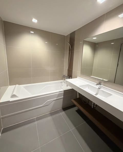 bathroom of Ideo Sukhumvit 93