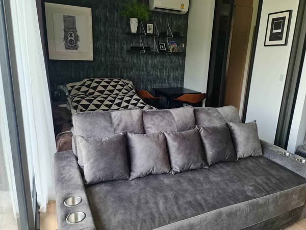 living room and bedroom of Kawa Haus