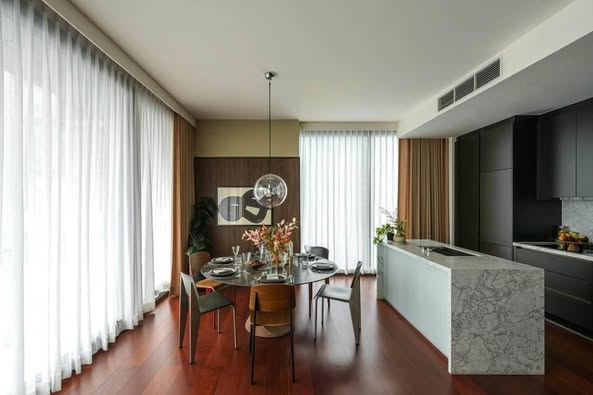 bathroom of KHUN by YOO