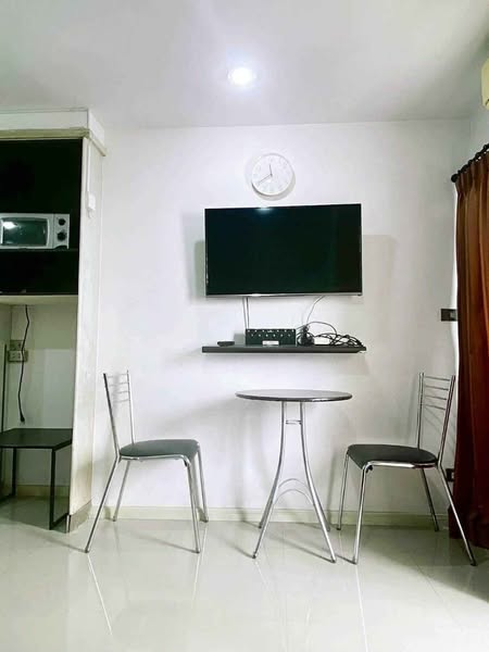 room interior of Klongchan Place