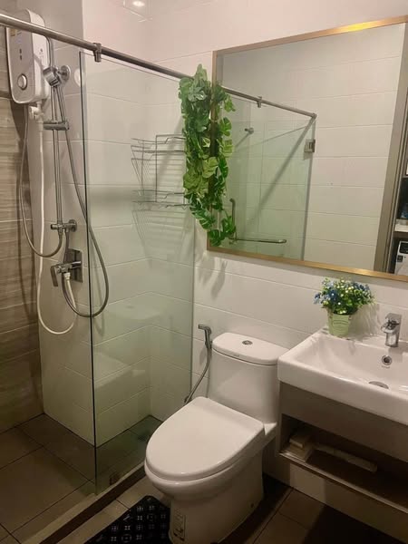 bathroom of KnightsBridge Prime Onnut