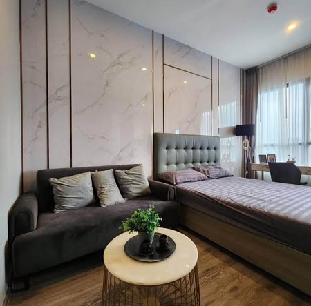 bedroom and living room of KnightsBridge Prime Onnut