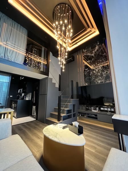 living room of KnightsBridge Prime Ratchayothin