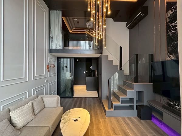 living room of KnightsBridge Prime Ratchayothin