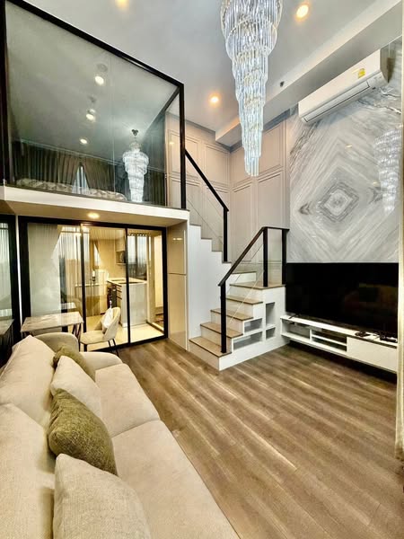 living room and room interior of KnightsBridge Space Ratchayothin