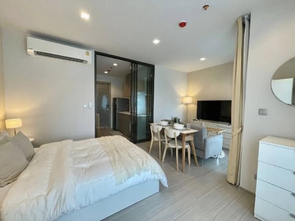 bedroom of Life Asoke – Rama 9