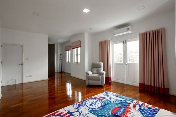living room of หมู่บ้านไพรเวทรามอินทรา