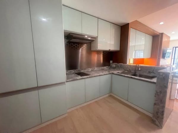 kitchen of Noble Remix