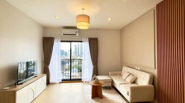 bedroom and living room of Noble Reveal