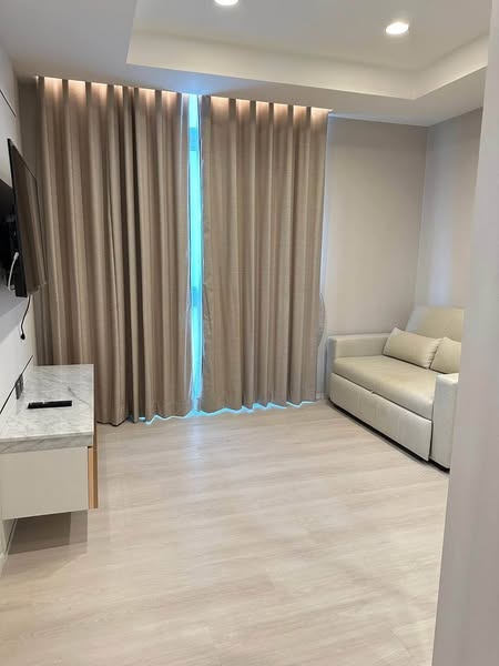 room interior of Nusasiri Grand Condo