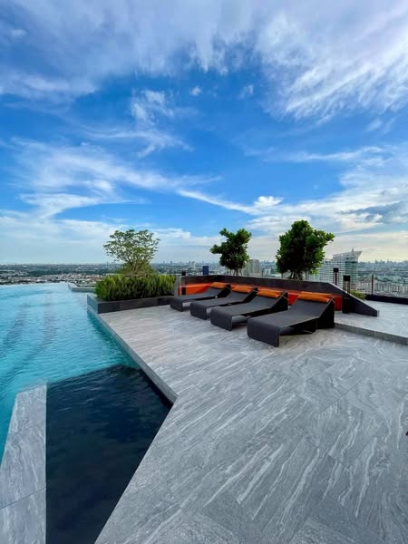 pool of Origin Plug&Play Ramkhamhaeng Triple Station