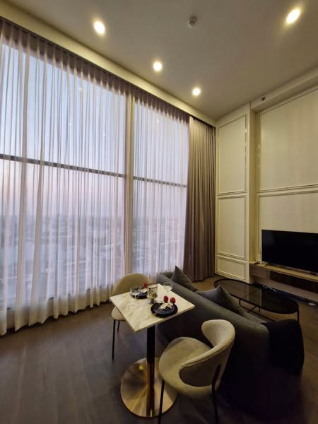 living room and room interior of Park Origin Ratchathewi