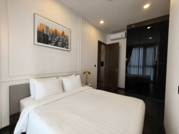 bedroom of Park​ Origin​ Thonglor