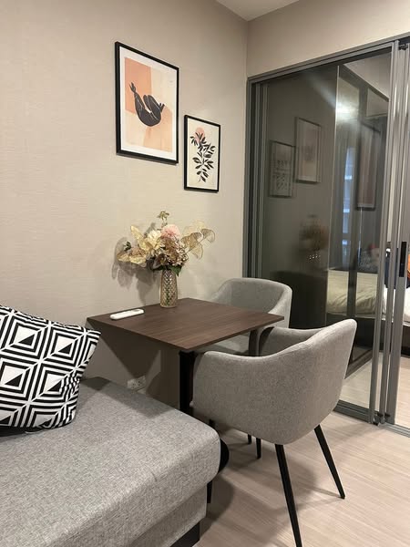 living room and room interior of Quintara Phume Sukhumvit 39