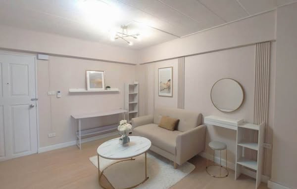 bedroom and living room of Ratchada Resort Condo